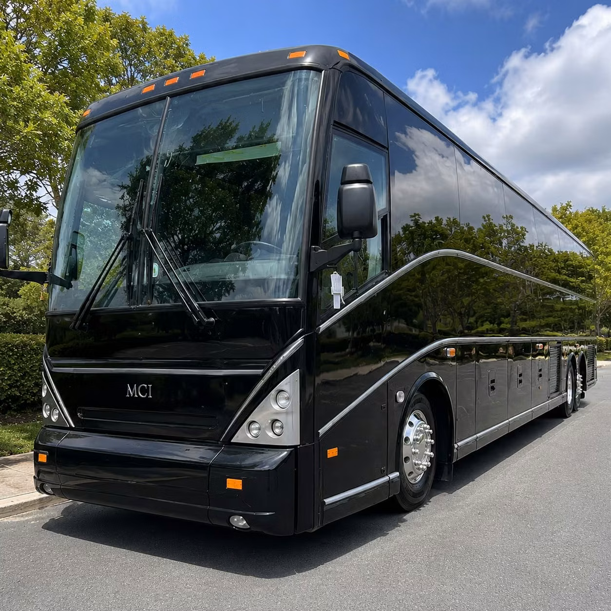 chino wedding shuttle bus rentals that keep your guests on schedule