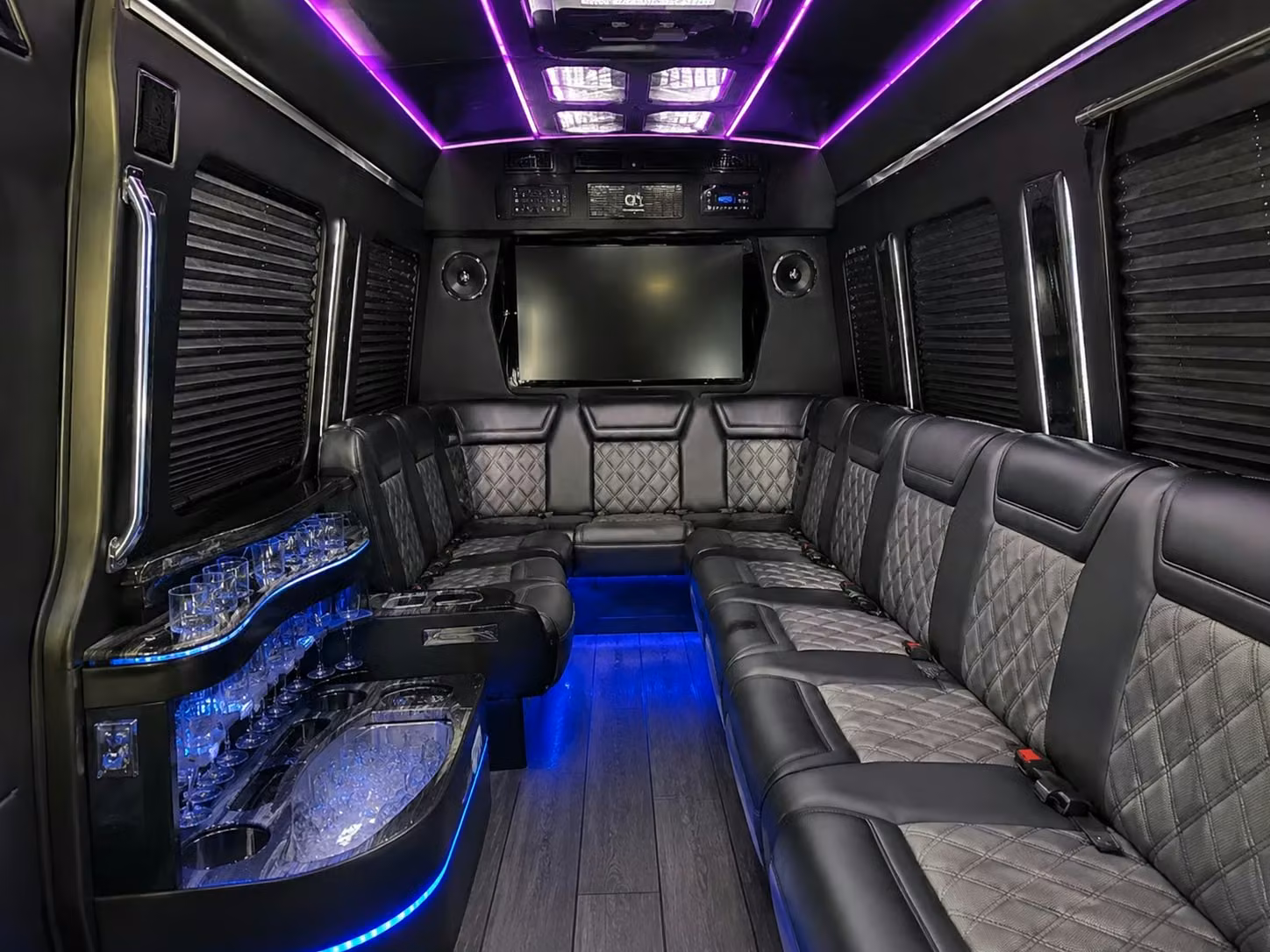 corporate travel groups in chino rely on private airport shuttles to stay on schedule